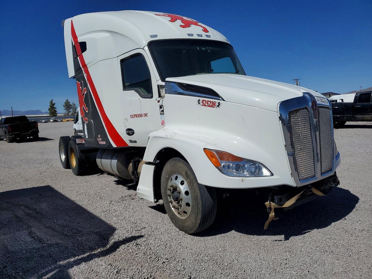 2023 Kenworth T680 VIN 1XKYD49X0PJ268618 — COPART salvage auction photo