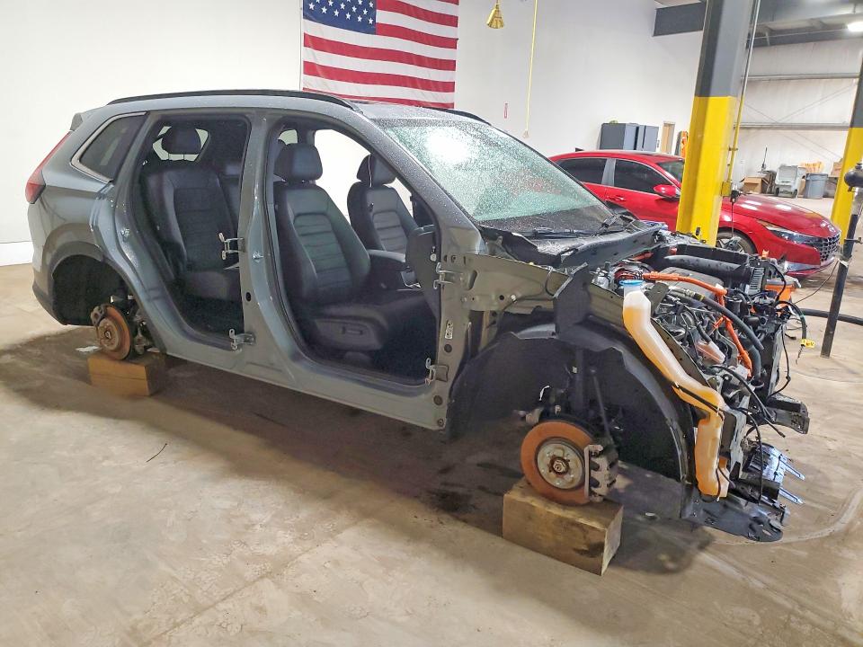 2025 Honda Cr-v VIN 7FARS6H85SE085411 COPART salvage auction — VANDALISM, Pa - Cert Of Salvage-Theft, sold $13,300 on 2026-07-29 (photo 4)