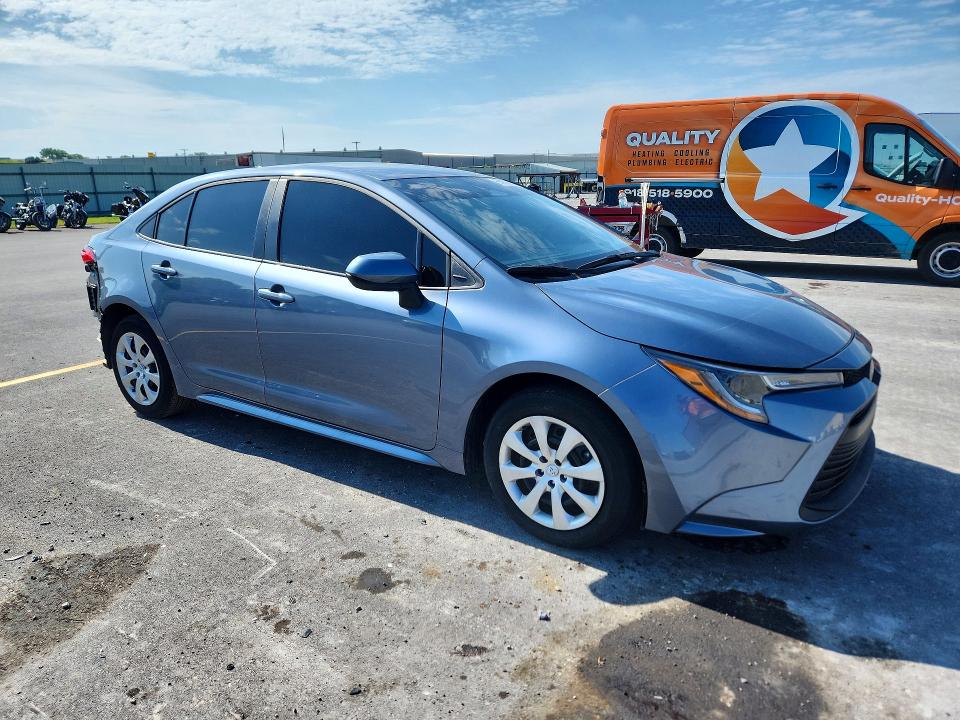 2025 Toyota Corolla VIN 5YFB4MDE3SP308850 COPART salvage auction — SIDE, Ok - Cert Of Title-Salvage, sold $7,400 on 2026-07-08 (photo 4)