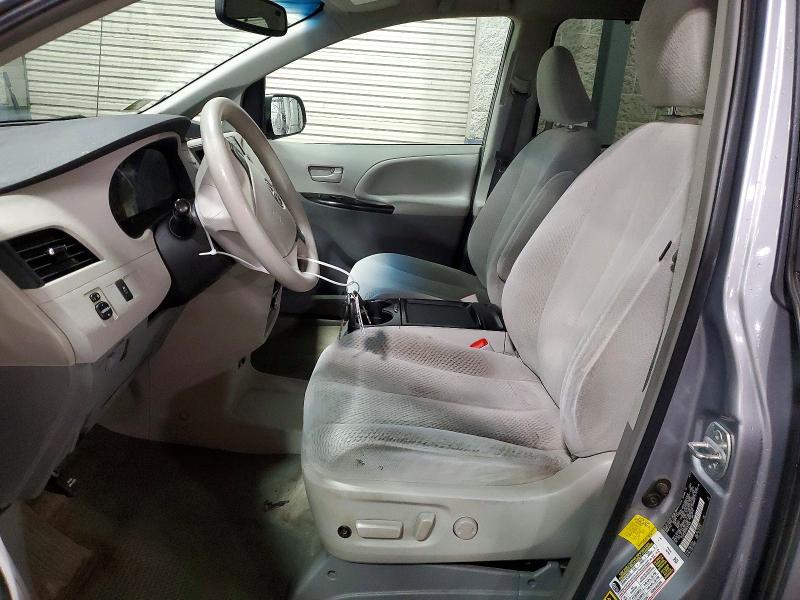 2011 Toyota Sienna VIN 5TDJK3DC3BS027455 COPART salvage auction — SIDE, Mn - Cert Of Title-Prior Salvage, sold $2,050 on 2026-07-07 (photo 7)