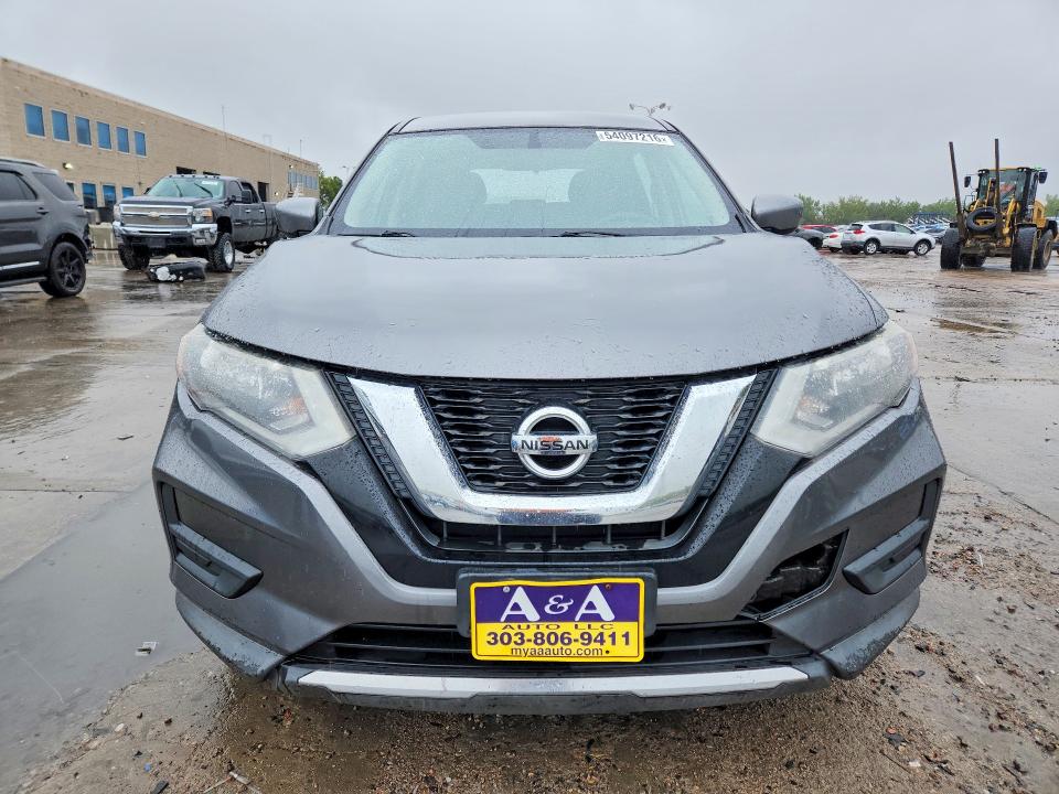 2017 Nissan Rogue VIN KNMAT2MV0HP514981 COPART salvage auction — HAIL, Co - Certificate Of Title (P), sold $1,400 on 2026-07-04 (photo 5)
