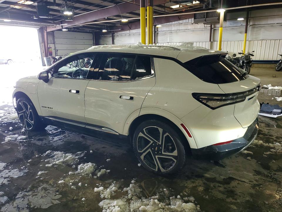 2025 Chevrolet VIN 3GN7DLRR9SS124261 COPART salvage auction — FRONT END, Co - Public - Salvage Title, sold $9,300 on 2026-07-02 (photo 2)