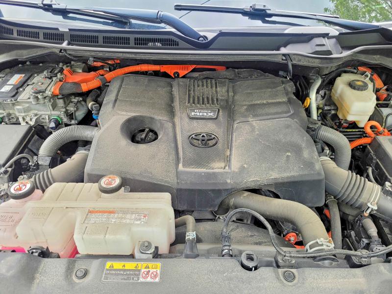 2022 Toyota Tundra VIN 5TFJC5DB3NX008452 COPART salvage auction — MINOR DENT/SCRATCHES, On - Permit No Brand - Unfit (P), sold $35,750 on 2026-07-03 (photo 7)