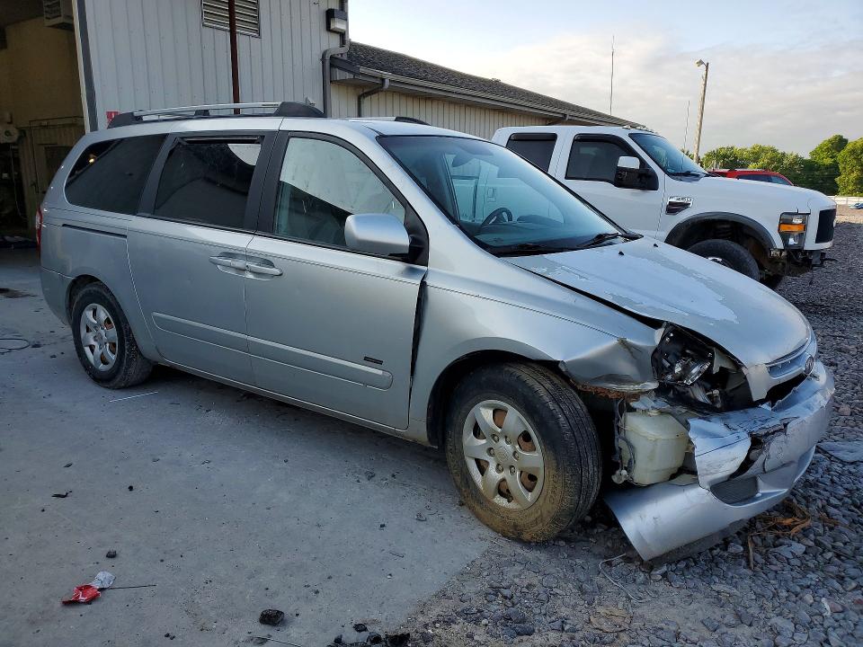 2006 Kia SEDONA VIN KNDMB233066039559 COPART salvage auction — FRONT END, MO - SALVAGE CERTIFICATE OF TITLE, sold $425 on 2026-07-28 (photo 4)