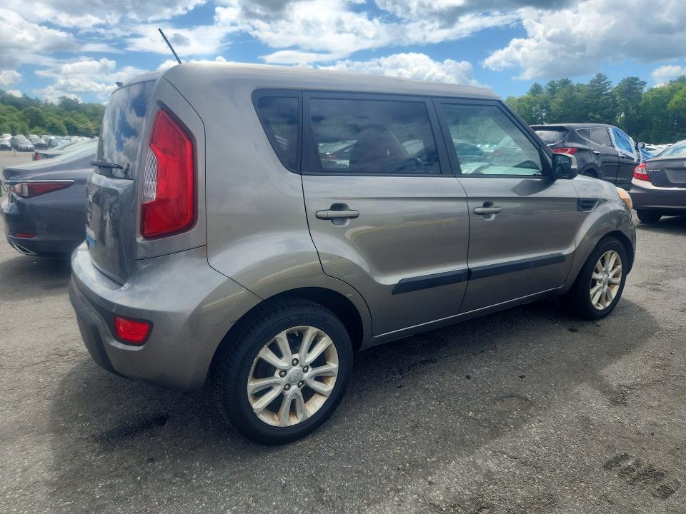 2013 Kia Soul VIN KNDJT2A67D7523832 COPART salvage auction — VANDALISM, Ri - Salvage Certificate Of Title, sold $450 on 2026-07-14 (photo 3)