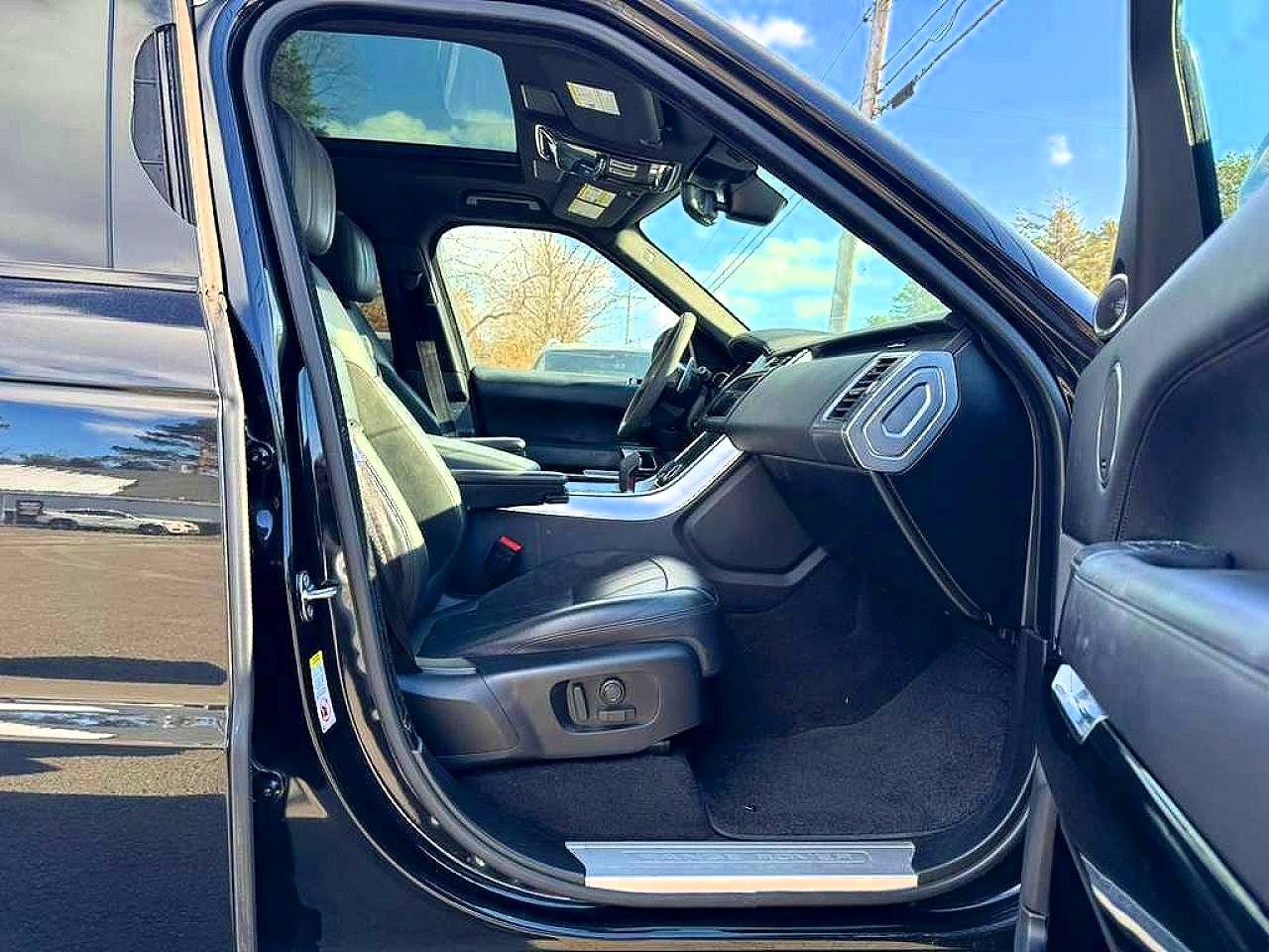 2019 Land Rover Range Rover Sport VIN SALWS2SU1KA866425 COPART salvage auction — Minor Dent/Scratches, TN - CERTIFICATE OF TITLE (P), sold $15,400 on 2026-05-27 (photo 5)