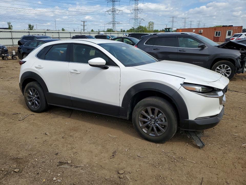 2024 Mazda VIN 3MVDMBAM8RM632529 COPART salvage auction — SIDE, Il - Salvage Certificate, sold $4,300 on 2026-07-09 (photo 4)