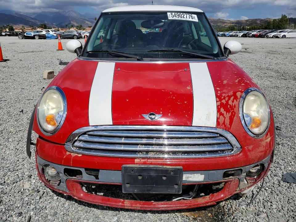 2010 Mini Cooper VIN WMWMF3C54ATZ65949 COPART salvage auction — UNDERCARRIAGE, CA - SALVAGE CERTIFICATE, sold $425 on 2026-08-12 (photo 5)