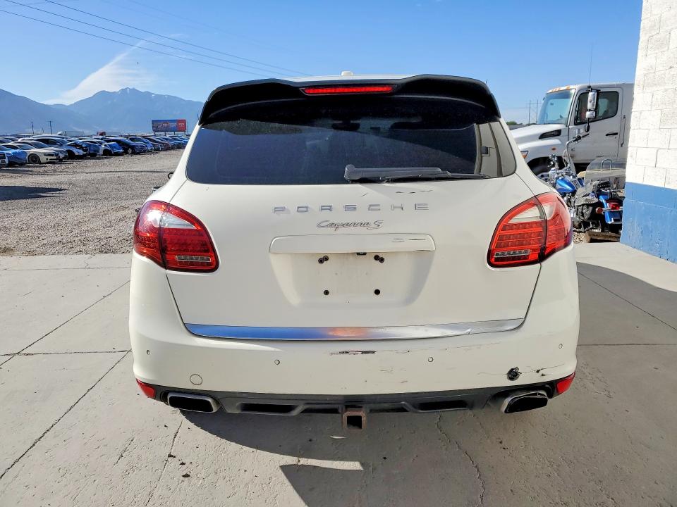 2011 Porsche Cayenne VIN WP1AB2A26BLA53375 COPART salvage auction — REAR END, Ut - Salvage Certificate, sold $2,200 on 2026-07-13 (photo 6)