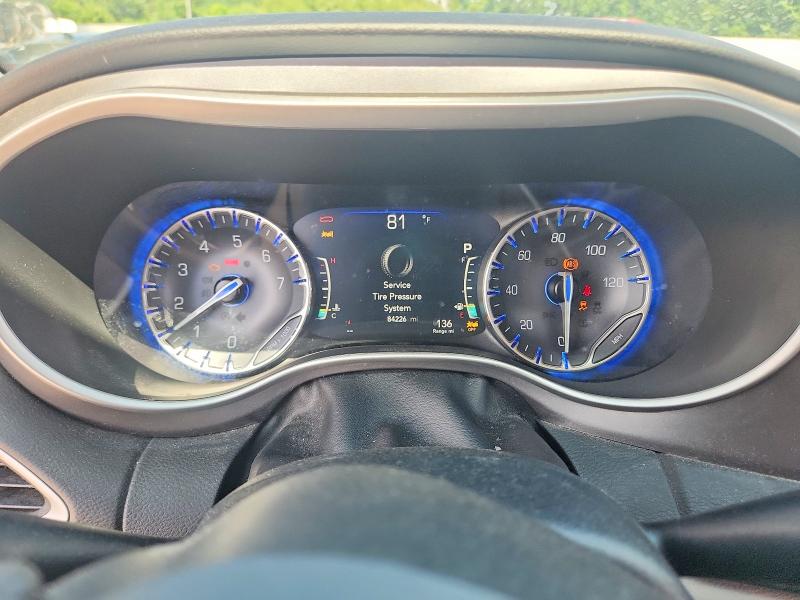 2022 Chrysler VIN 2C4RC1BG4NR176724 COPART salvage auction — HAIL, Mo - Salvage Certificate Of Title, sold $8,200 on 2026-07-27 (photo 9)