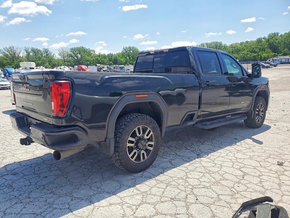 2020 Gmc SIERRA VIN 1GT19PEY4LF294117 COPART salvage auction — SIDE, Mo - Dis/Dlr/Exp Only Salvage Title, sold $29,250 on 2026-07-30 (photo 3)