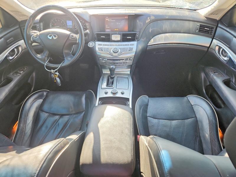 2017 Infiniti Q70 VIN JN1BY1ARXHM770010 COPART salvage auction — HAIL, MO - SALVAGE CERTIFICATE OF TITLE, sold $2,950 on 2026-07-29 (photo 8)