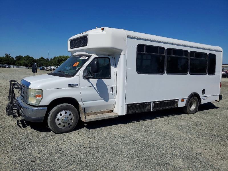 2008 Ford Econoline VIN 1FD4E45S28DB00931 COPART salvage auction — MINOR DENT/SCRATCHES, Ca - Dis/Dlr/Exp Only Lien Papers, sold $500 on 2026-07-09 (photo 2)