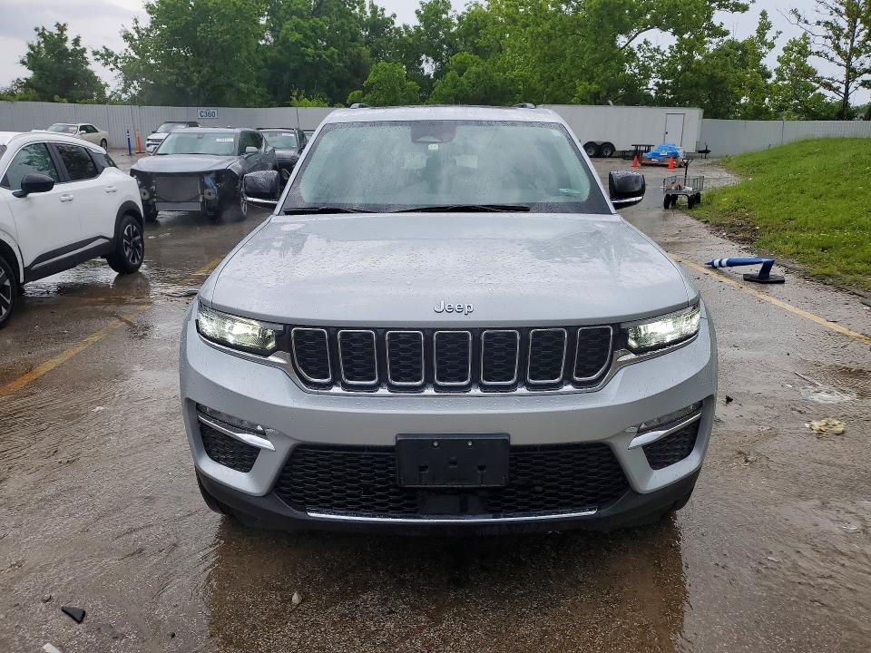 2022 Jeep Grand cherokee VIN 1C4RJYB67N8747768 COPART salvage auction — MINOR DENT/SCRATCHES, Mo - Certificate Of Title, sold $19,100 on 2026-07-02 (photo 5)