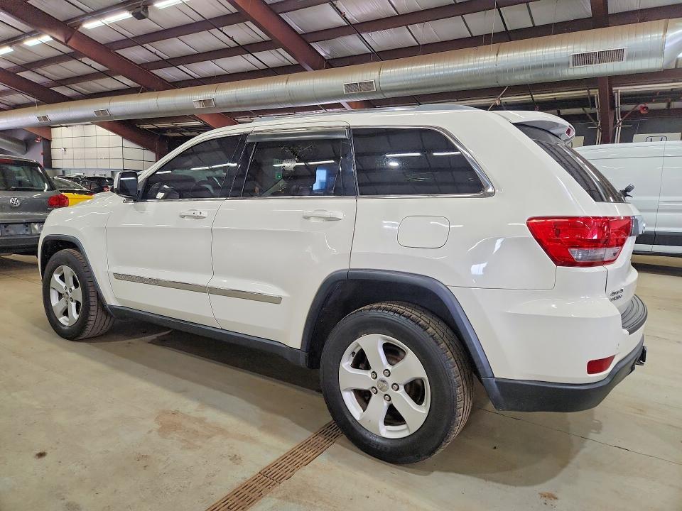 2012 Jeep Grand cherokee VIN 1C4RJFAG7CC220211 COPART salvage auction — MINOR DENT/SCRATCHES, Ma - Certificate Of Title, sold $1,450 on 2026-08-14 (photo 2)