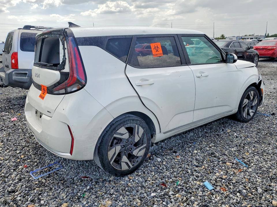 2023 Kia VIN KNDJ53AUXP7868663 COPART salvage auction — FRONT END, Fl - Certificate Of Destruction, sold $3,600 on 2026-07-07 (photo 3)