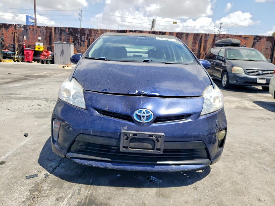 2014 Toyota VIN JTDKN3DU2E1769190 COPART salvage auction — VANDALISM, Ca - Salvage Certificate, sold $1,750 on 2026-07-10 (photo 5)