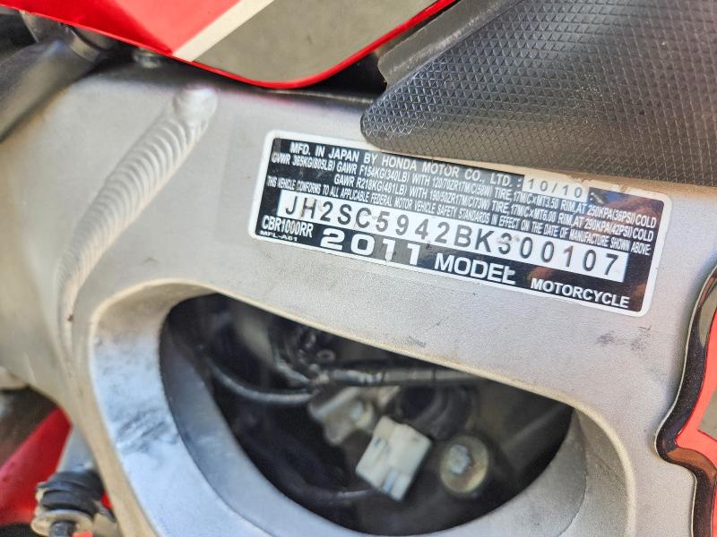2011 Honda Cbr VIN JH2SC5942BK300107 COPART salvage auction — ALL OVER, Nj - Cert Of Title-Salvage, sold $500 on 2026-07-29 (photo 8)