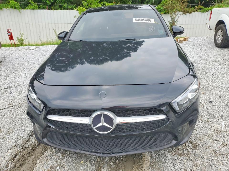 2019 Mercedes-benz VIN WDD3G4FB0KW026905 COPART salvage auction — MINOR DENT/SCRATCHES, Fl - Certificate Of Title, sold $8,600 on 2026-07-29 (photo 5)