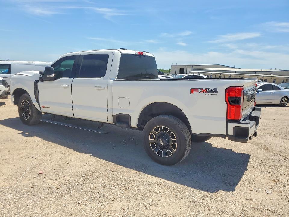 2025 Ford F-250 super duty VIN 1FT8W2BM1SEC05359 COPART salvage auction — UNDERCARRIAGE, FL - CERT OF TITLE SLVG REBUILDABLE, sold $18,500 on 2026-07-23 (photo 2)