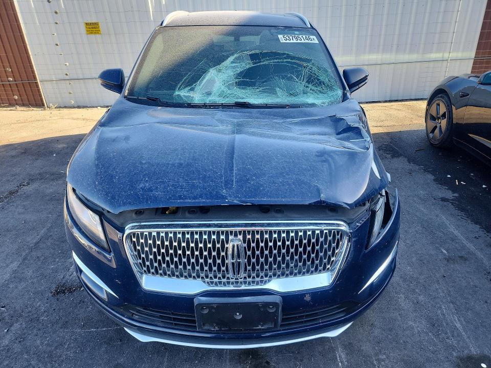 2019 Lincoln Mkc VIN 5LMCJ3C97KUL44788 COPART salvage auction — FRONT END, CA - DIS/DLR/EXP ONLY CLEAN TITLE, sold $4,500 on 2026-07-27 (photo 5)
