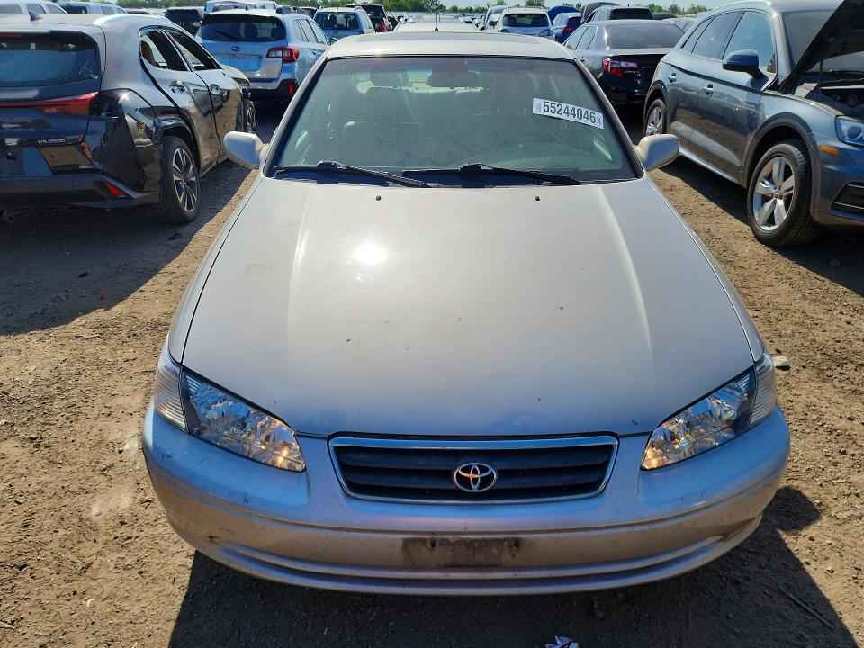 2000 Toyota Camry VIN 4T1BF28K5YU954834 COPART salvage auction — NORMAL WEAR, Il - Certificate Of Title, sold $550 on 2026-07-09 (photo 5)