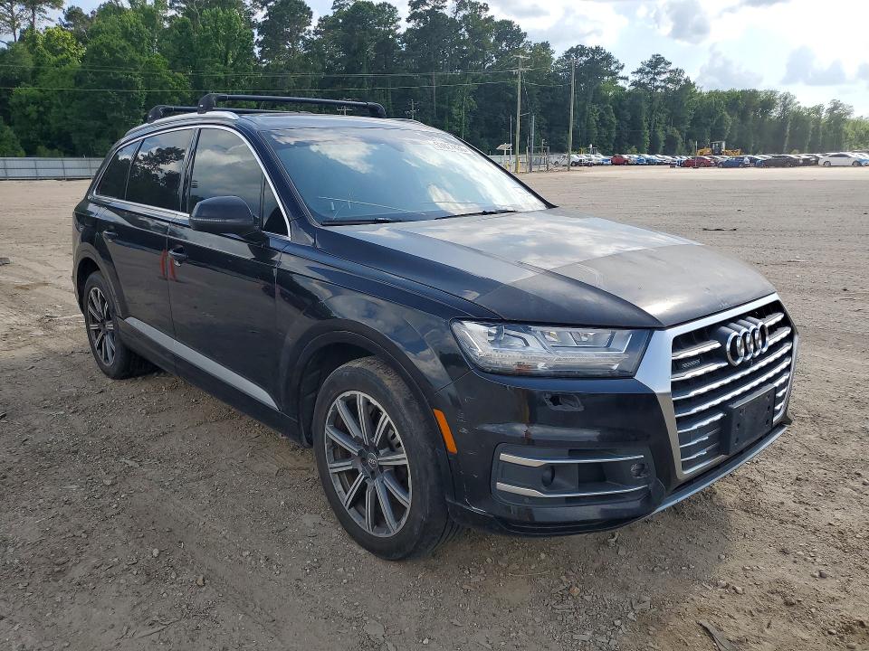 2017 Audi Q7 VIN WA1LAAF75HD012275 COPART salvage auction — MINOR DENT/SCRATCHES, Tx - Certificate Of Title, sold $4,450 on 2026-07-31 (photo 4)