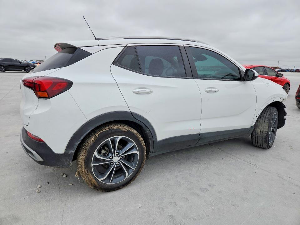 2022 Buick . VIN KL4MMDSL6NB066157 COPART salvage auction — FRONT END, Tx - Salvage Vehicle Title, sold $3,000 on 2026-07-10 (photo 3)