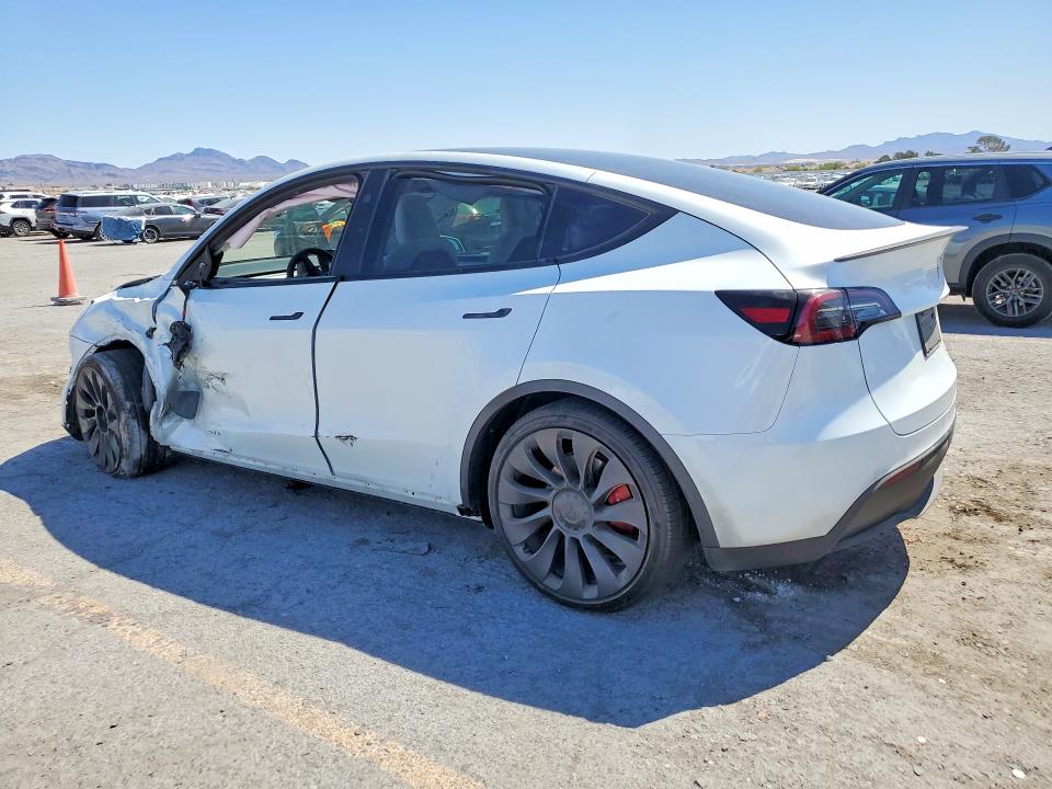 2024 Tesla Model y VIN 7SAYGDEF1RA285597 COPART salvage auction — FRONT END, Nv - Salvage Title, sold $150 on 2026-07-30 (photo 2)