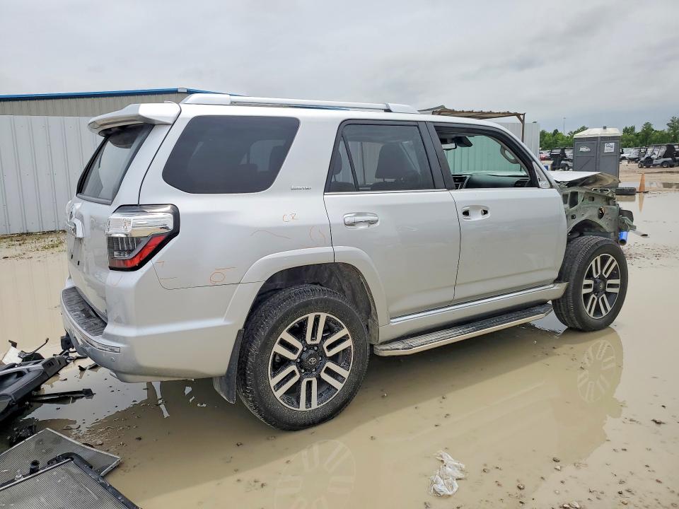 2021 Toyota 4runner VIN JTEKU5JR4M5970106 COPART salvage auction — FRONT END, Tx - Salvage Vehicle Title, sold $3,500 on 2026-07-24 (photo 3)