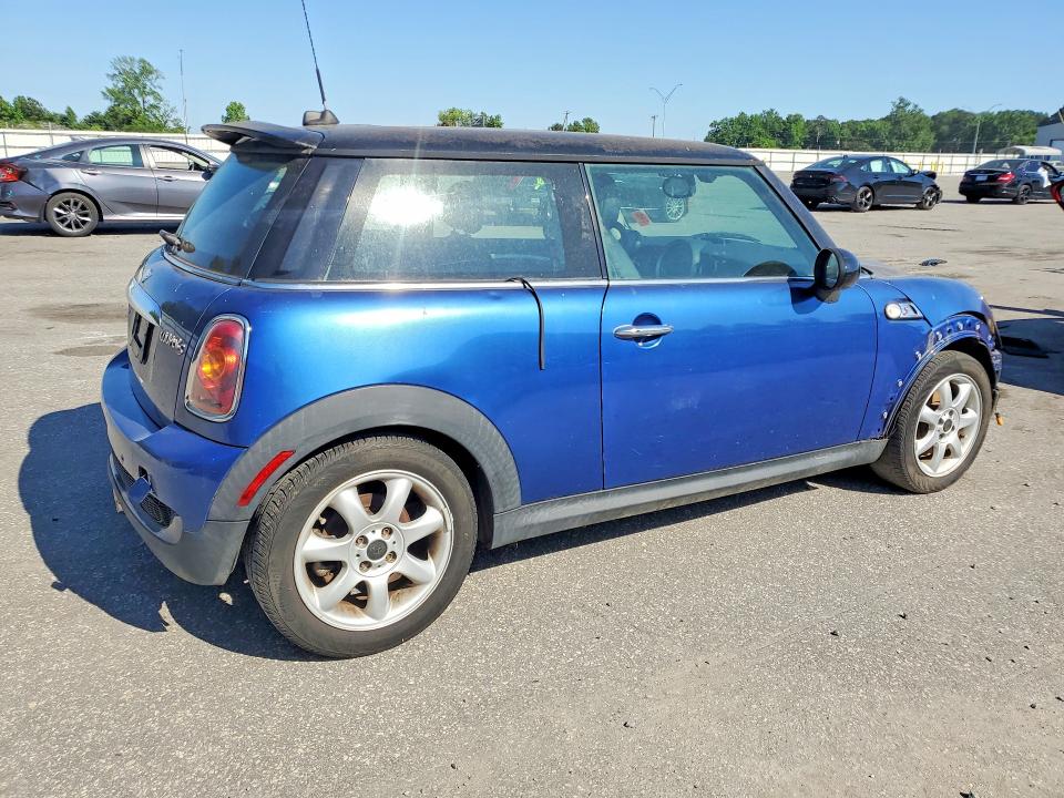 2008 Mini Cooper VIN WMWMF73548TT88597 COPART salvage auction — FRONT END, NC - DEALER ONLY CLEAN TITLE, sold $275 on 2026-07-02 (photo 3)
