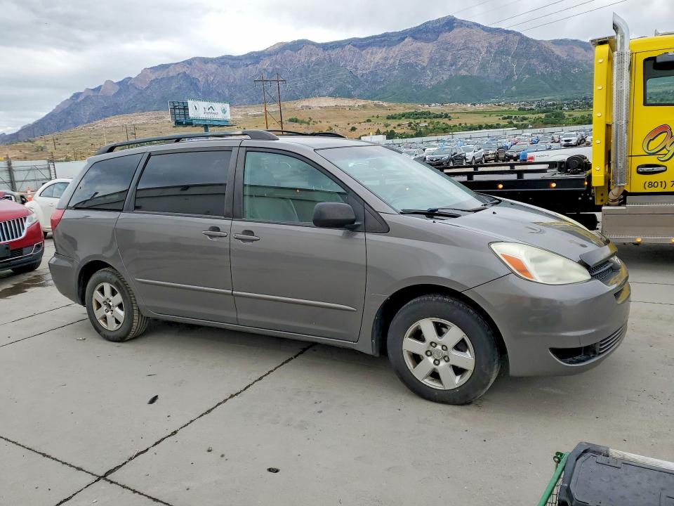 2004 Toyota Sienna VIN 5TDZA23C14S190724 COPART salvage auction — REAR END, Ut - Salvage Certificate, sold $350 on 2026-07-13 (photo 4)