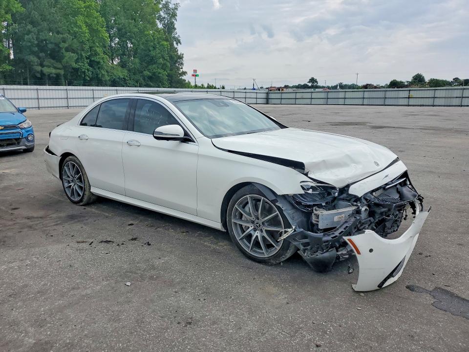 2022 Mercedes-benz E-klasse VIN W1KZF8DB3NB098975 COPART salvage auction — FRONT END, Nc - Salvage Certificate Of Title, sold $5,000 on 2026-07-23 (photo 4)