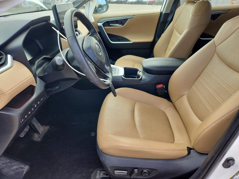 2025 Toyota Rav4 VIN 2T3D1RFV5SW515127 COPART salvage auction — SIDE, AB - BOS - SALVAGE, sold $22,650 on 2026-07-09 (photo 7)