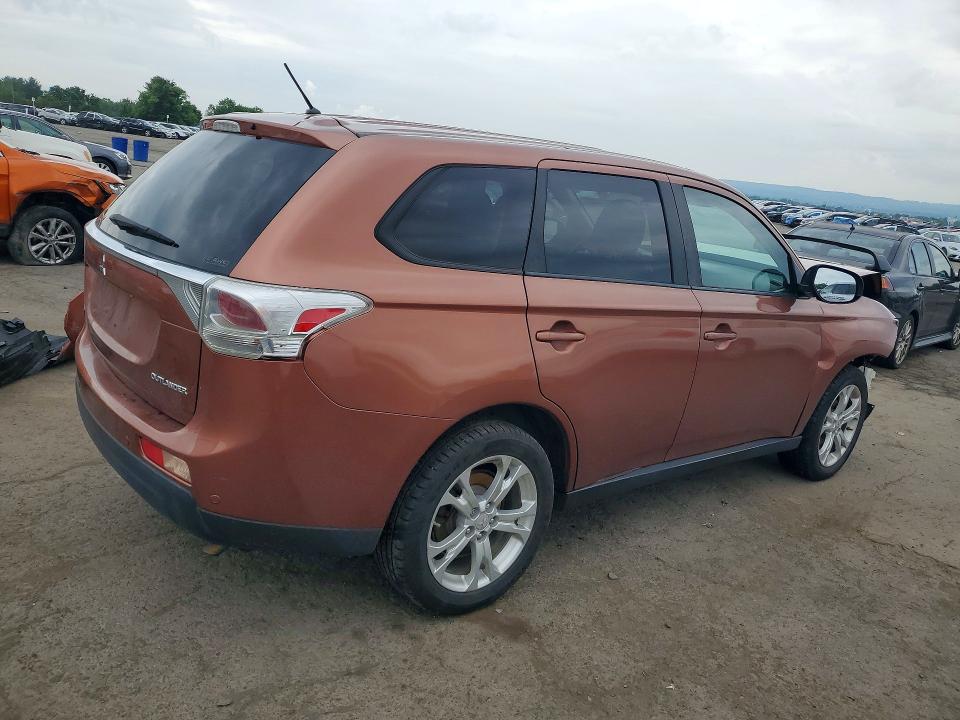 2014 Mitsubishi VIN JA4AZ3A37EZ006248 COPART salvage auction — FRONT END, Pa - Certificate Of Salvage, sold $425 on 2026-07-02 (photo 3)