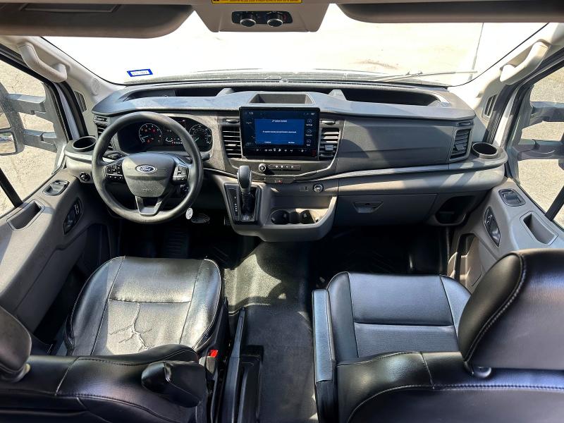 2022 Ford Transit VIN 1FBVU4XG3NKA82164 COPART salvage auction — MINOR DENT/SCRATCHES, Tx - Certificate Of Title, sold $20,400 on 2026-07-21 (photo 9)