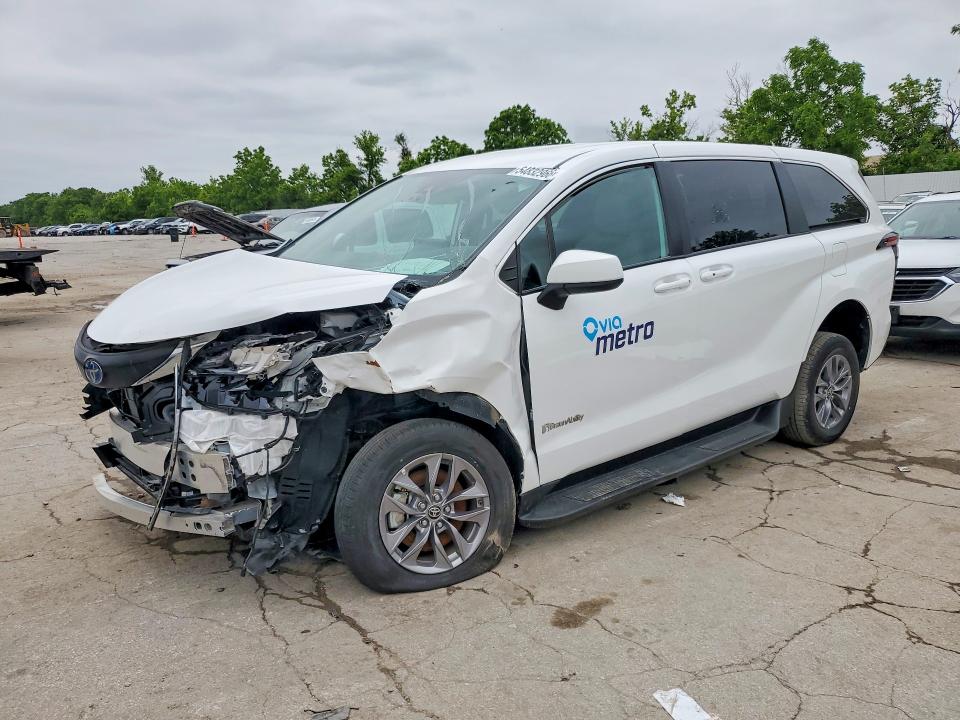 2025 Toyota VIN 5TDKRKEC6SS256284 COPART salvage auction — FRONT END, Fl - Certificate Of Destruction, sold $17,600 on 2026-07-14 (photo 1)