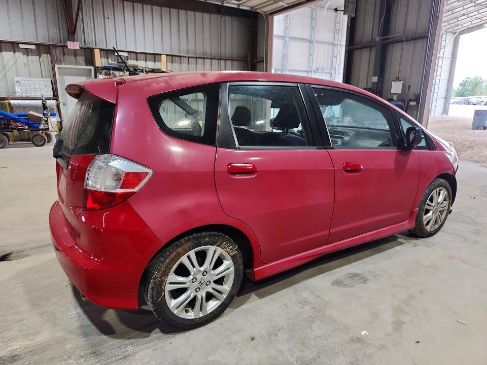 2009 Honda Fit VIN JHMGE88479S004388 COPART salvage auction — FRONT END, Mo - Certificate Of Title, sold $550 on 2026-07-14 (photo 3)