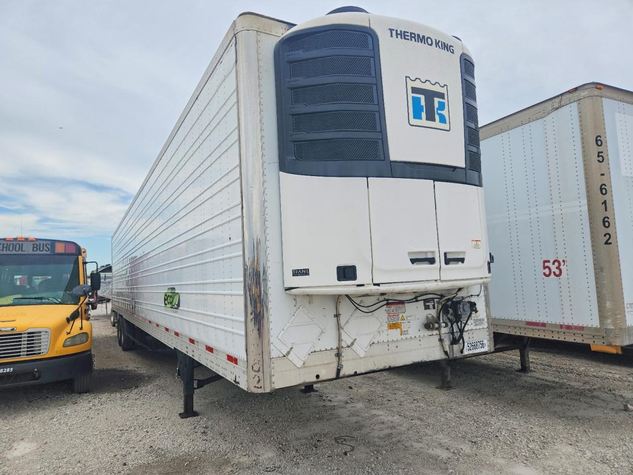 2018 Utility '53 VIN 1UYVS2530JM851063 COPART salvage auction — Side, NE - CERTIFICATE OF TITLE, sold $15,800 on 2026-06-23 (photo 1)