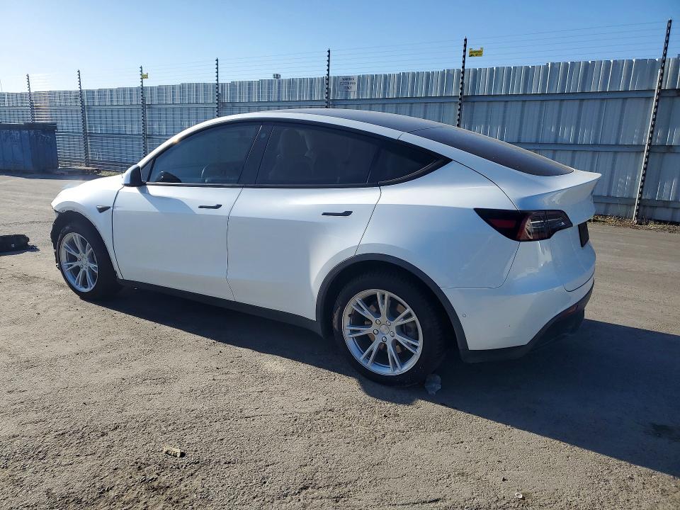 2021 Tesla Model y VIN 5YJYGDEE4MF212756 COPART salvage auction — FRONT END, CA - SALVAGE CERTIFICATE, sold $10,700 on 2026-07-30 (photo 2)