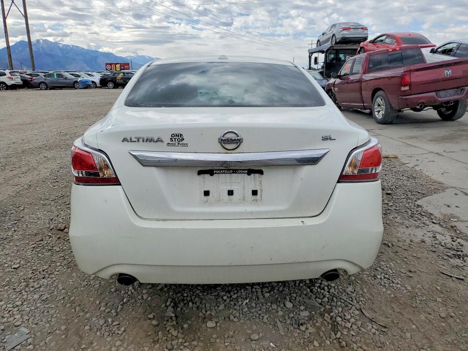 2015 Nissan VIN 1N4AL3AP5FN407791 COPART salvage auction — FRONT END, Ut - Salvage Certificate, sold $300 on 2026-08-24 (photo 6)