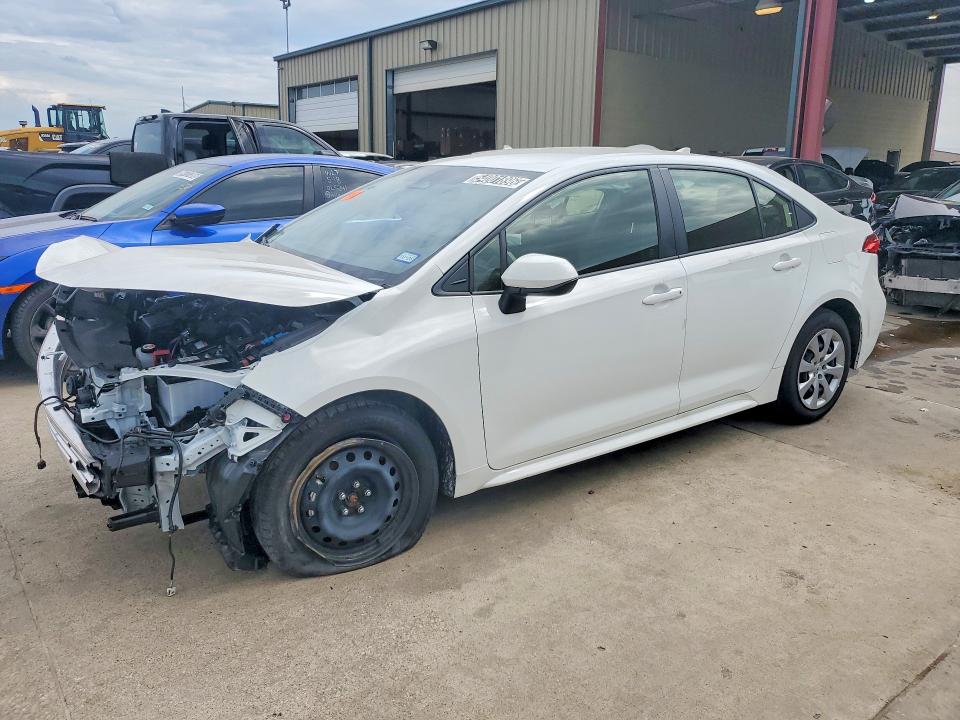 2026 Toyota Corolla VIN JTDBCMFE1T3122797 COPART salvage auction — FRONT END, TX - CERTIFICATE OF TITLE (P), sold $6,400 on 2026-07-27 (photo 1)