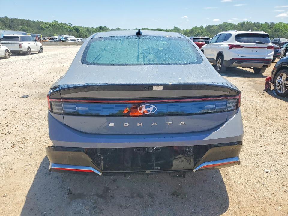 2025 Hyundai Sonata VIN KMHL64JA1SA468290 COPART salvage auction — REAR END, Tx - Nonrepairable Title, sold $9,300 on 2026-07-06 (photo 6)