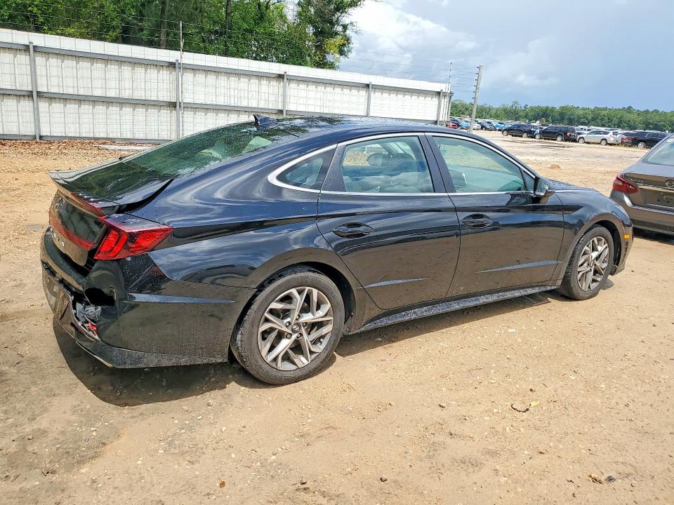 2023 Hyundai Sonata VIN KMHL64JA9PA325563 COPART salvage auction — REAR END, Fl - Certificate Of Destruction, sold $5,600 on 2026-07-10 (photo 3)