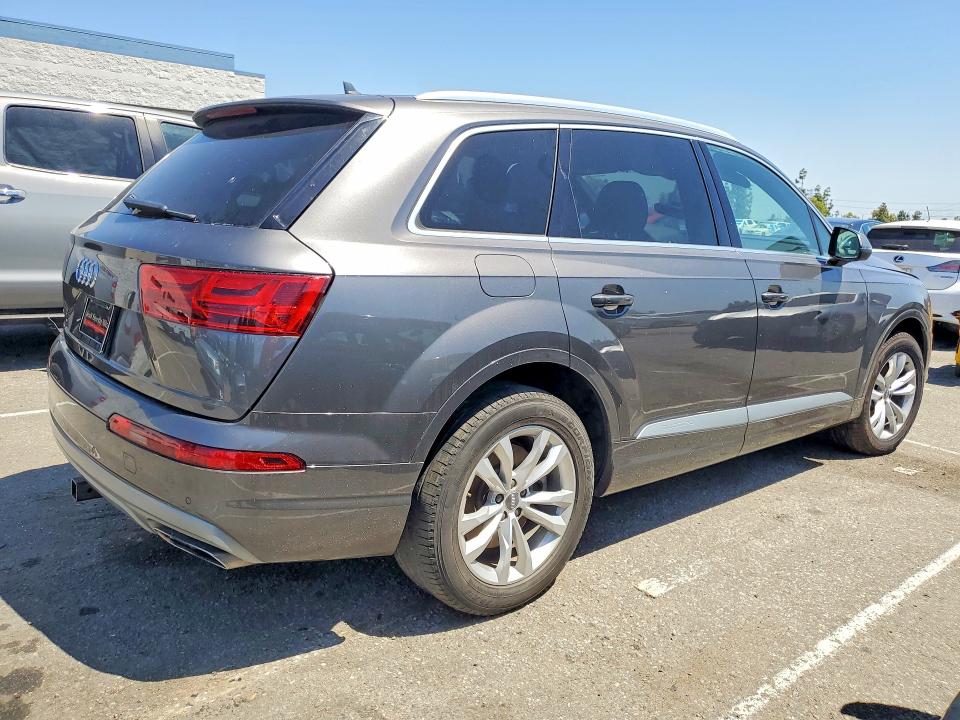 2019 Audi Q7 VIN WA1AAAF74KD010032 COPART salvage auction — REJECTED REPAIR, Ca - Dis/Dlr/Exp Only Clean Title, sold $4,200 on 2026-07-21 (photo 3)