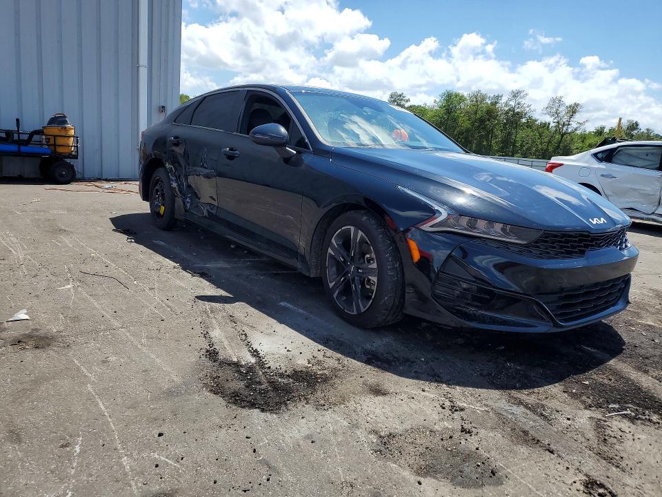 2022 Kia K5 VIN 5XXG64J23NG108347 COPART salvage auction — SIDE, Fl - Cert Of Title Slvg Rebuildable, sold $7,000 on 2026-07-08 (photo 4)