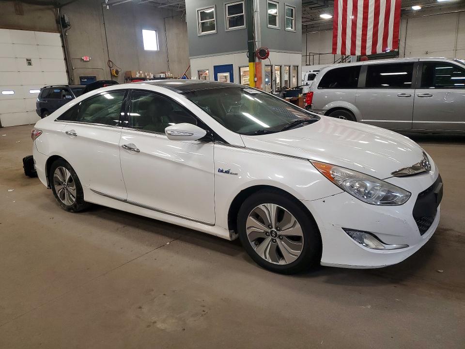 2013 Hyundai Sonata VIN KMHEC4A40DA050978 COPART salvage auction — FRONT END, Mn - Cert Of Title-Prior Salvage, sold $2,000 on 2026-07-02 (photo 4)
