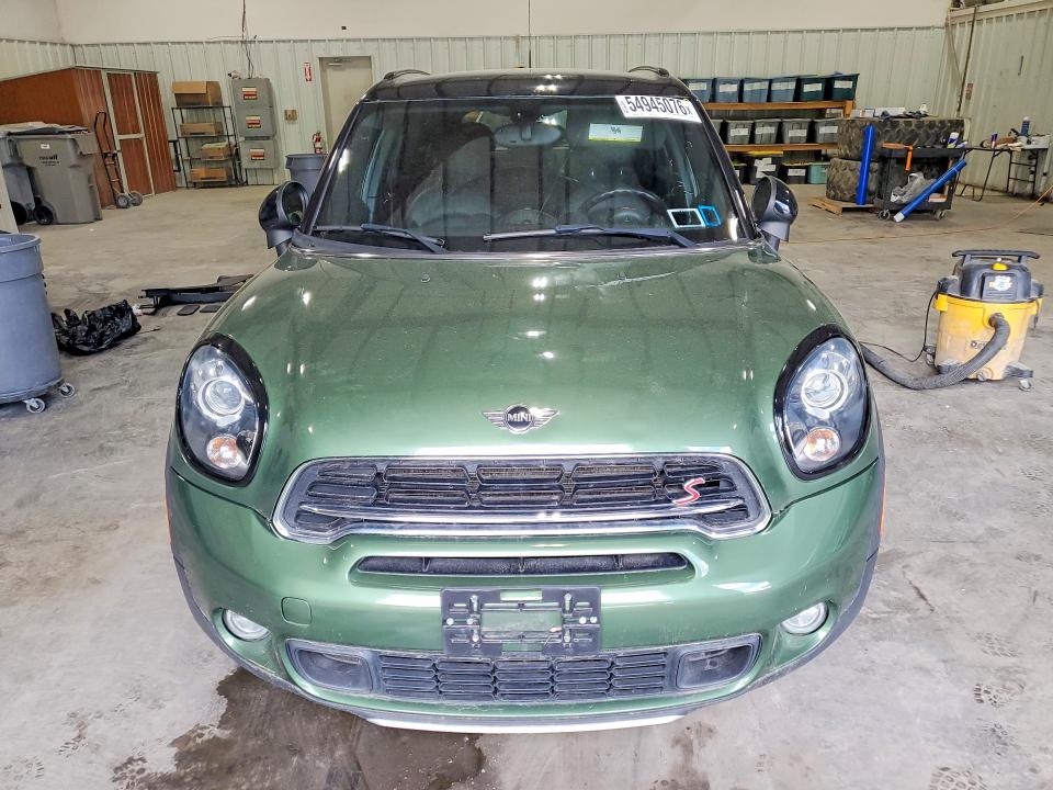 2016 Mini Cooper VIN WMWZC5C57GWU21740 COPART salvage auction — MINOR DENT/SCRATCHES, Va - Certificate Of Title, sold $4,300 on 2026-08-11 (photo 5)