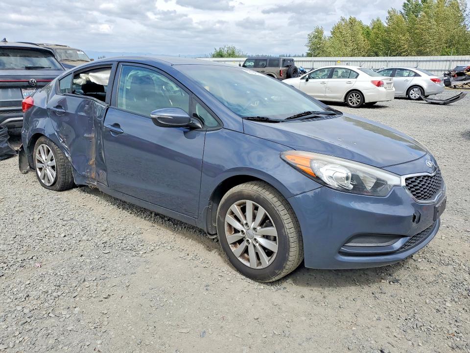 2015 Kia Forte VIN KNAFX4A68F5256301 COPART salvage auction — SIDE, Wa - Bill Of Sale, sold $475 on 2026-07-13 (photo 4)