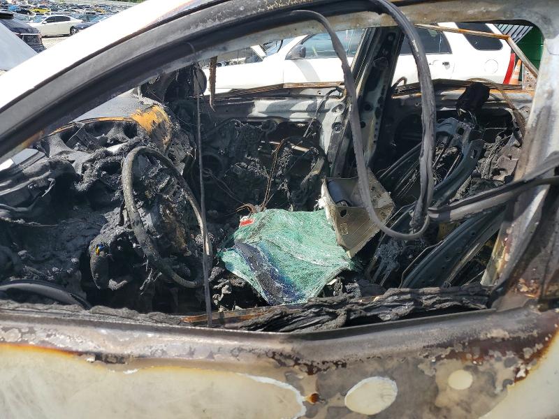 2016 Hyundai Tucson VIN KM8J3CA48GU162889 COPART salvage auction — INTERIOR BURN, MA - CERT OF TITLE-SALVG PARTS ONLY, sold $450 on 2026-07-22 (photo 7)
